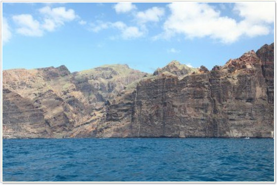 Acantilados de Los Gigantes, Tenerife Acantilados de Los Gigantes, Tenerife