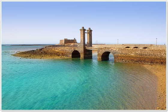 Castello e Ponte di Arrecife, Lanzarote Castello e Ponte di Arrecife, Lanzarote