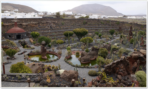 Jardin de Cactus, Guatiza, Teguise, Lanzarote Jardin de Cactus, Guatiza, Teguise, Lanzarote